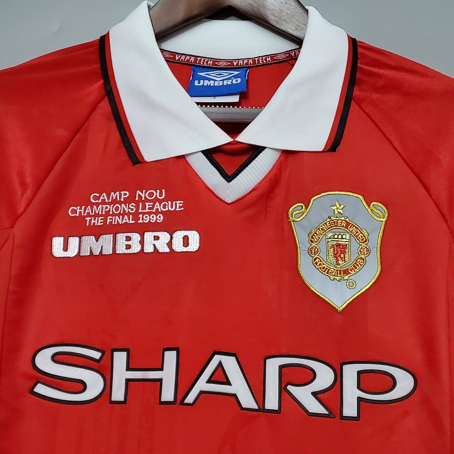 Manchester United Local 1999-00